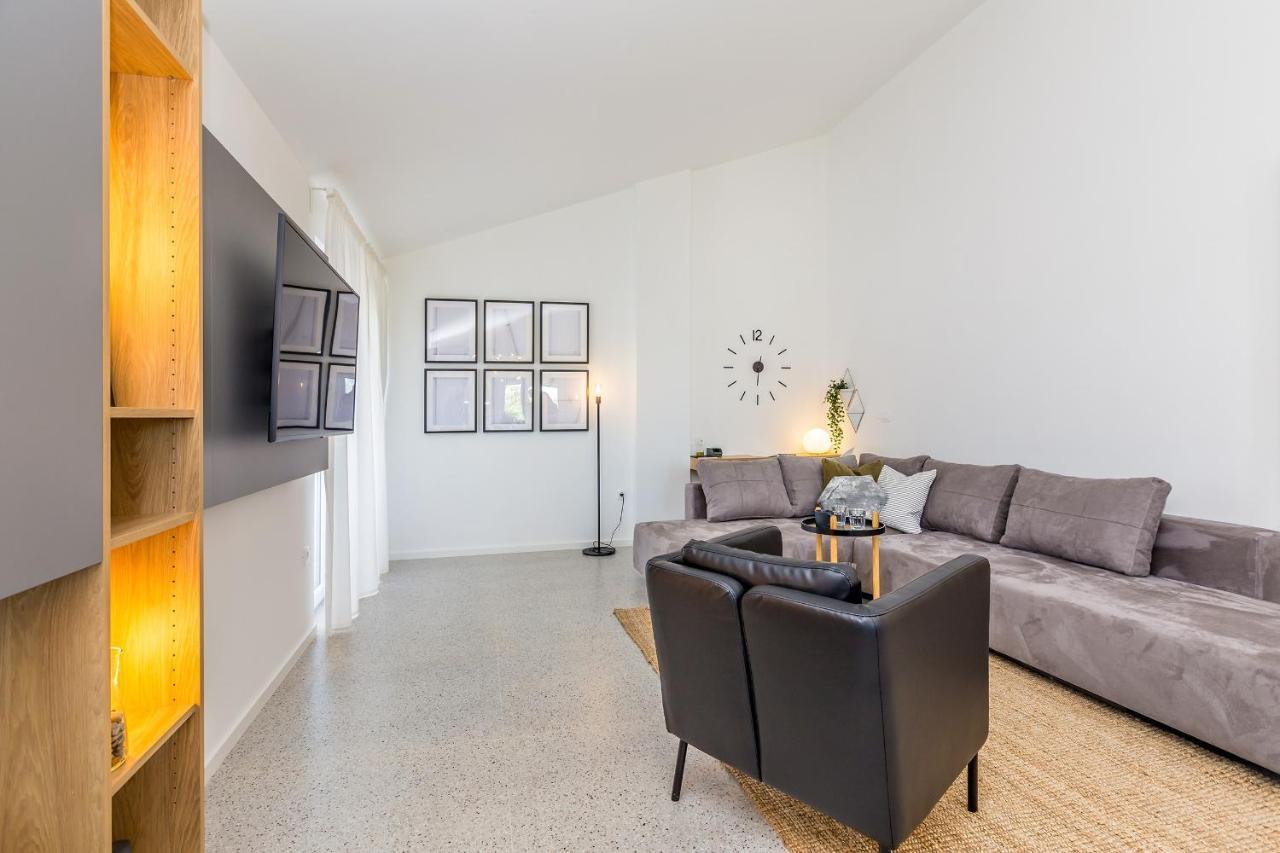 Salatić Apartment Laurus מראה חיצוני תמונה