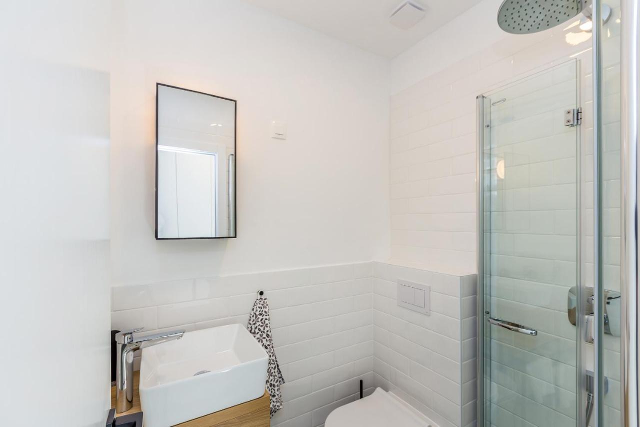 Salatić Apartment Laurus מראה חיצוני תמונה