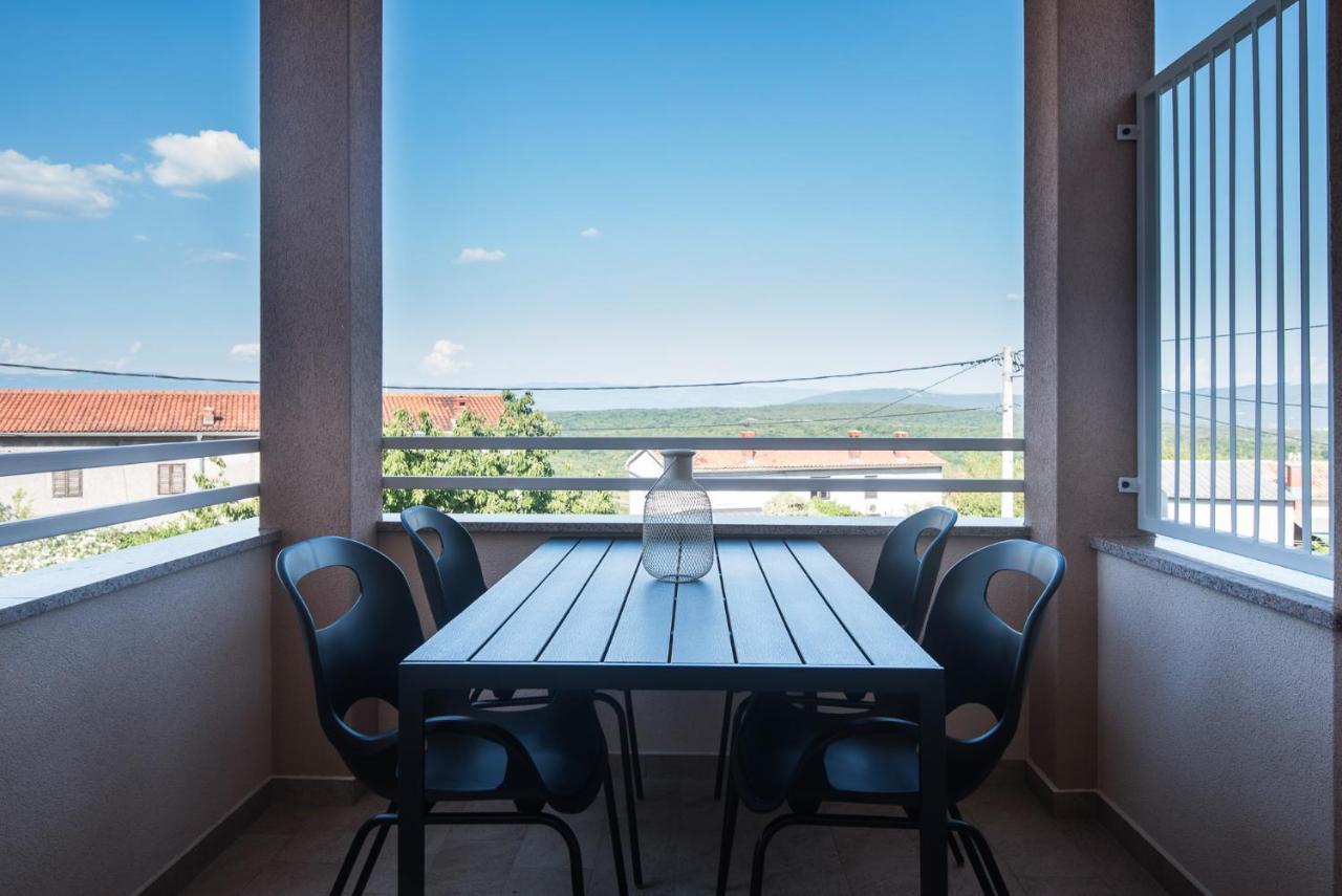 Salatić Apartment Laurus מראה חיצוני תמונה